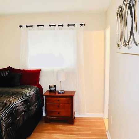 Private Room At Home Near Iad-ستيرلنغ المظهر الخارجي الصورة
