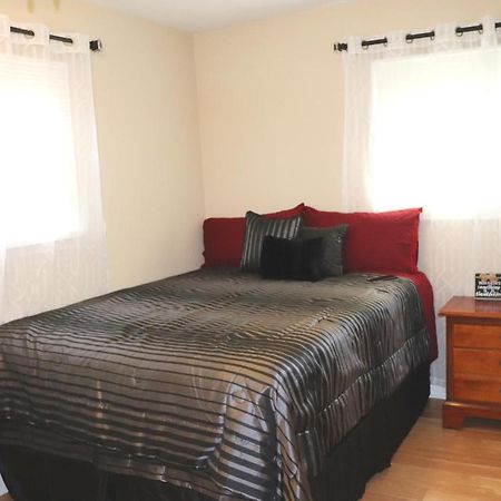 Private Room At Home Near Iad-ستيرلنغ المظهر الخارجي الصورة