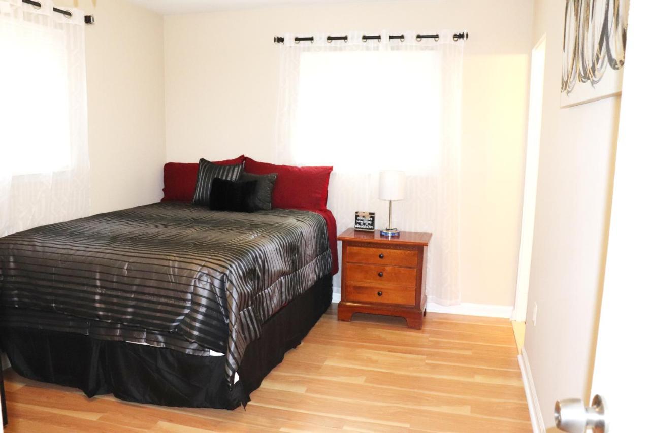 Private Room At Home Near Iad-ستيرلنغ المظهر الخارجي الصورة