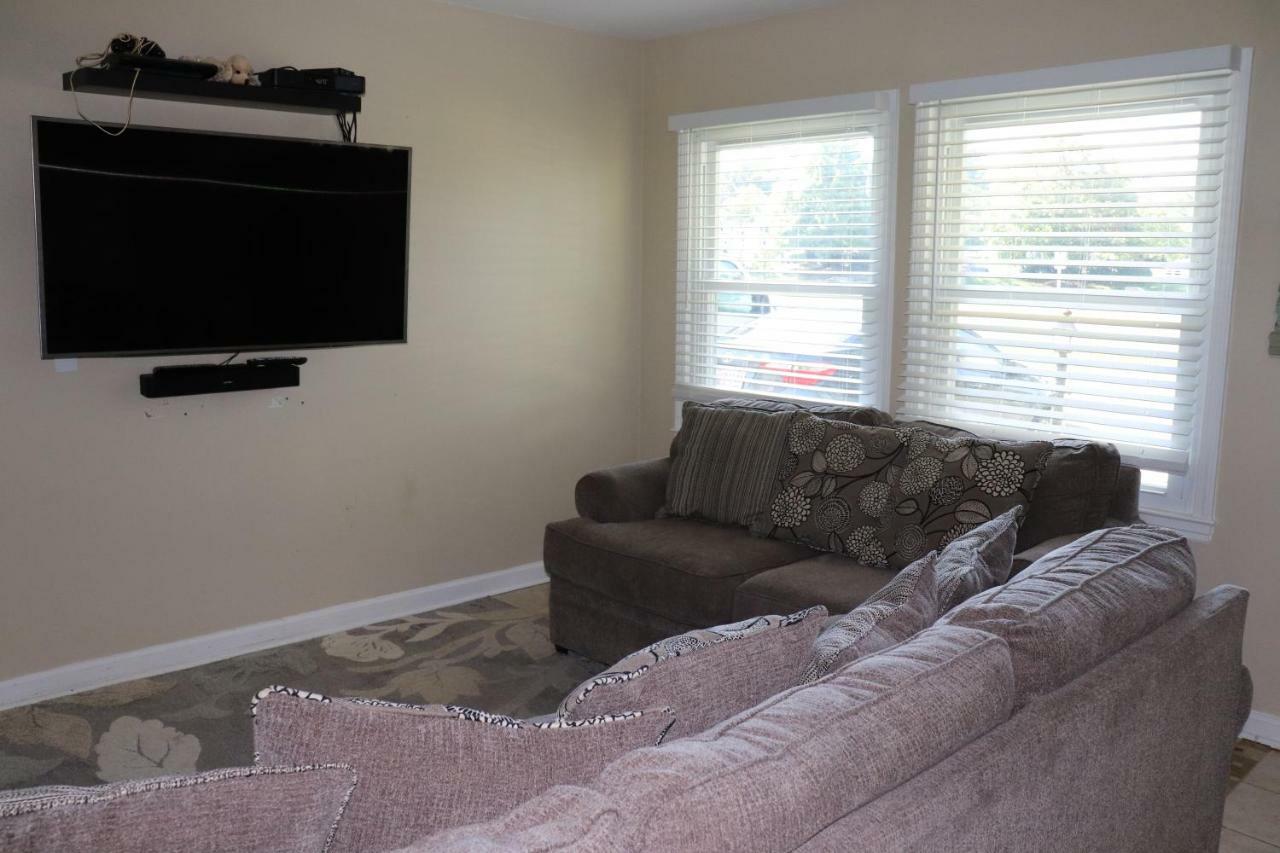 Private Room At Home Near Iad-ستيرلنغ المظهر الخارجي الصورة