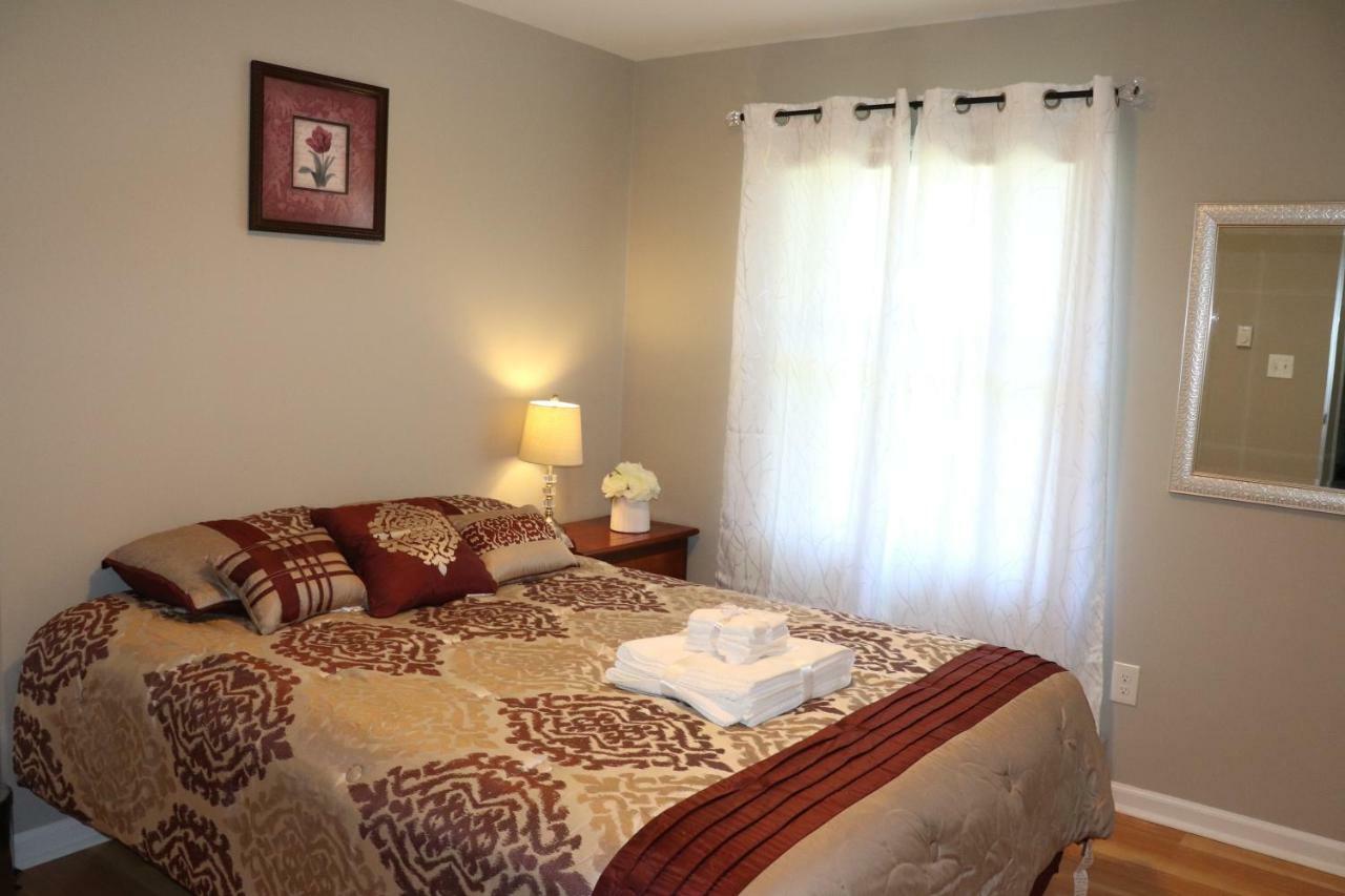 Private Room At Home Near Iad-ستيرلنغ المظهر الخارجي الصورة